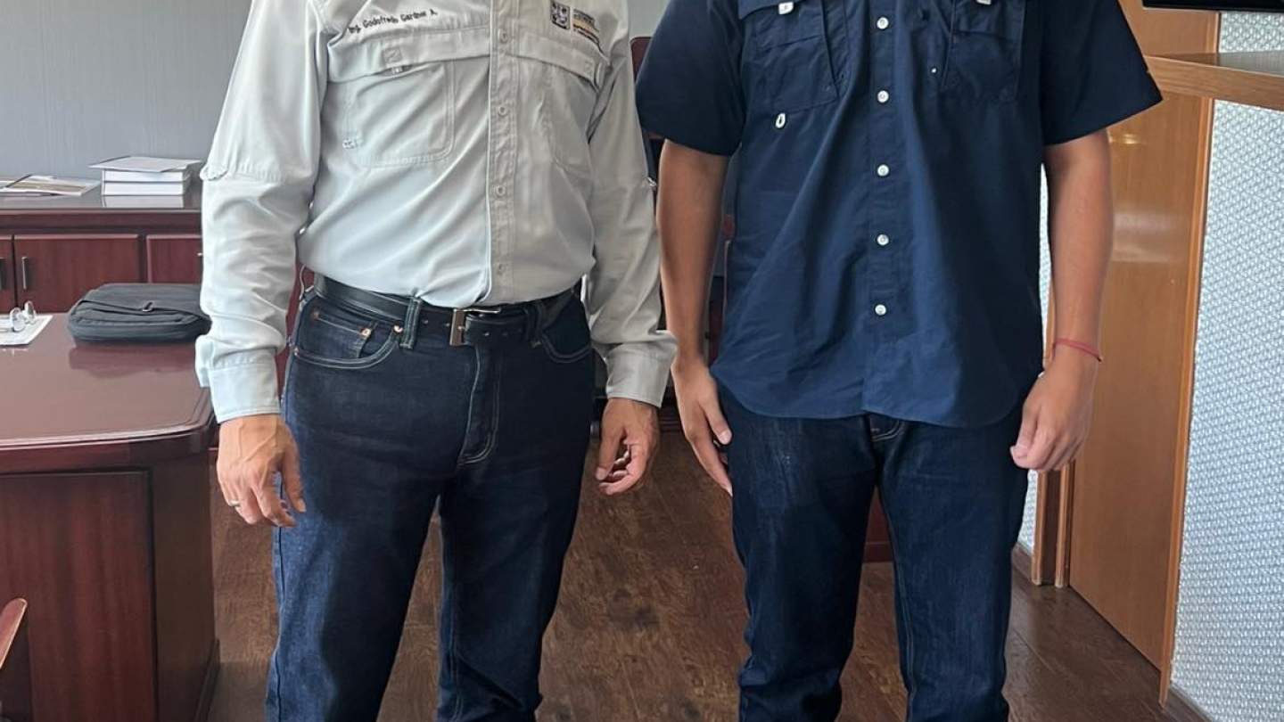 Productiva reunión con Secretario de SIDUR